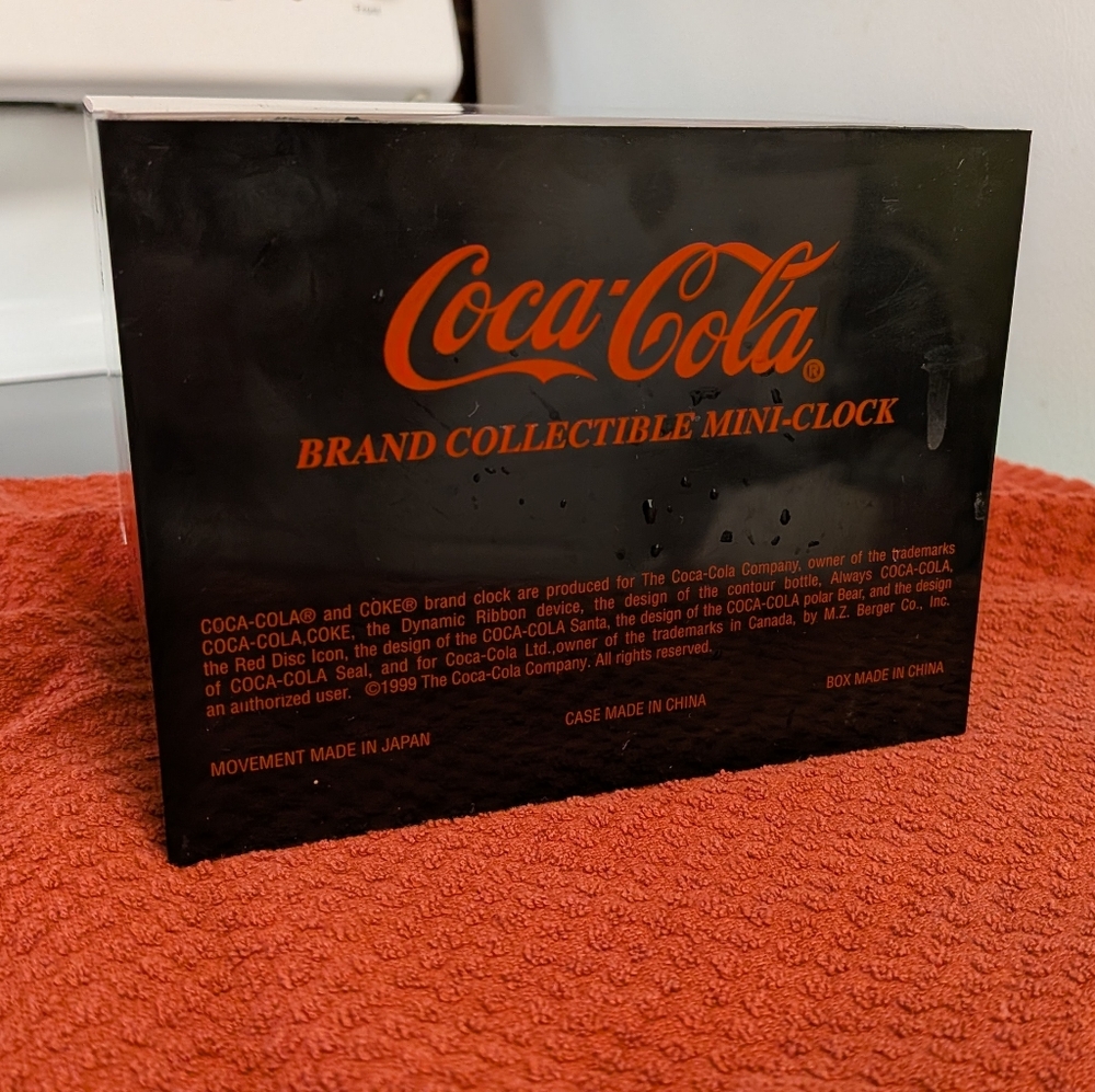 Vintage 1999 Coca Cola Coke Bottle Shaped Airplane Mini Clock w/ Box - Picture 5 of 5